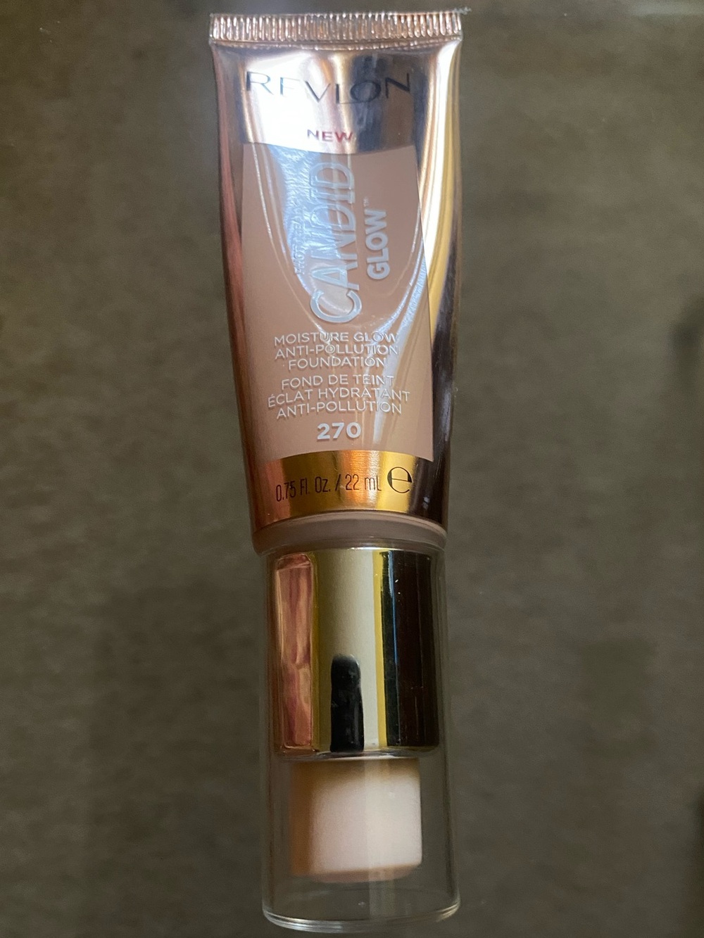 Revlon Candid Glow Foundation - Medium Beige 270
